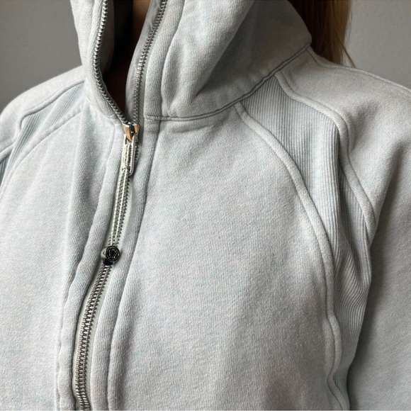 Lululemon Scuba Oversized Funnel Neck in Heathered Delicate Mint - Picture 3 of 7